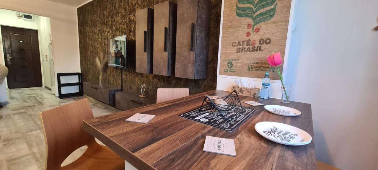 Tiki'S Bar Studio Bukareszt Zewnętrze zdjęcie