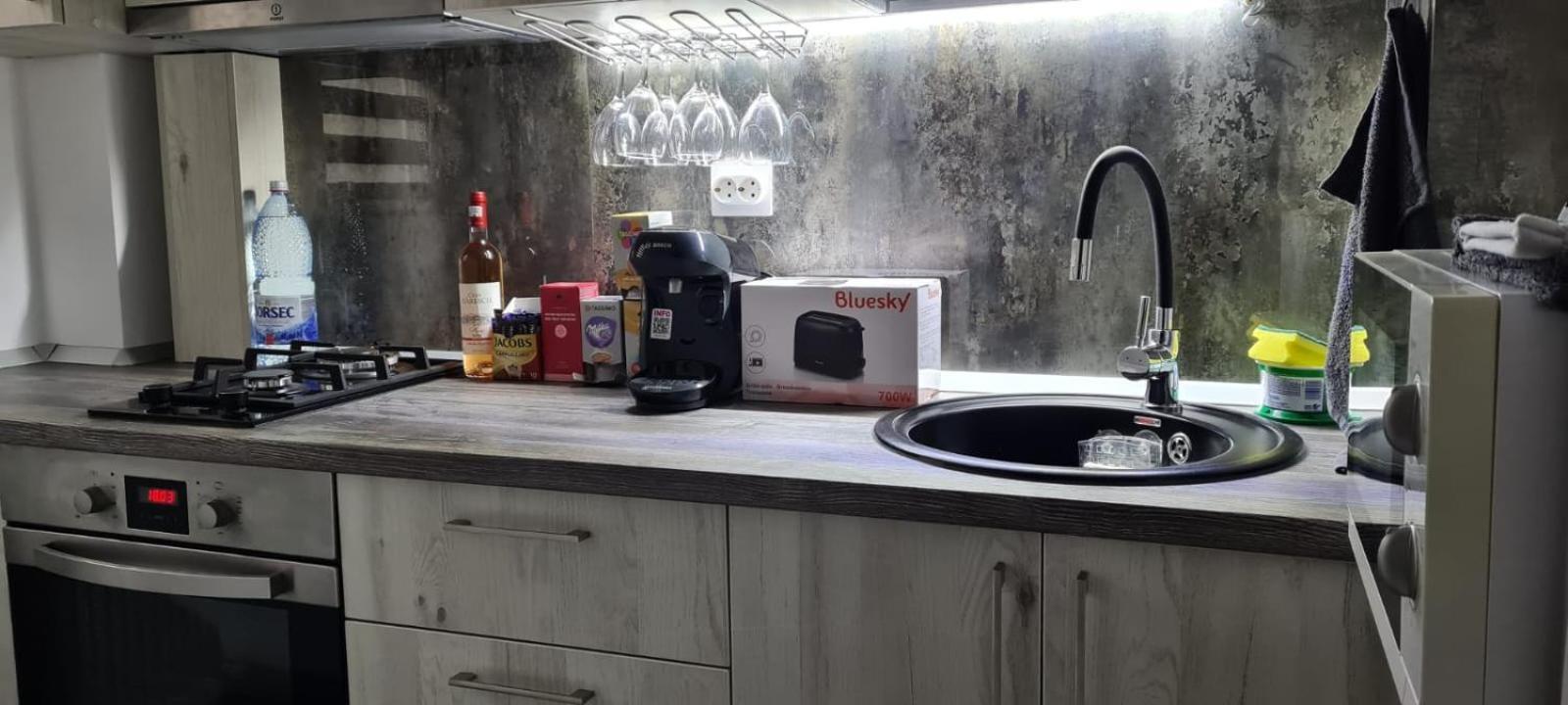 Tiki'S Bar Studio Bukareszt Zewnętrze zdjęcie
